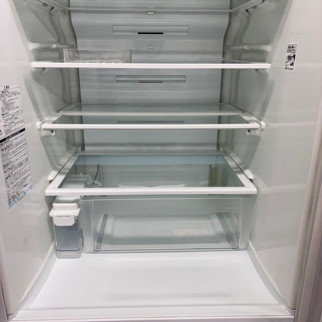 592 東芝 大型冷蔵庫 400L強　自動製氷　小型　家庭用　右開き　5ドア