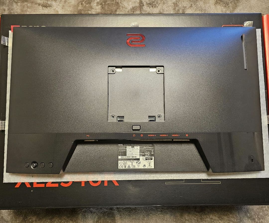 あんな　BenQ ベンキュー MONITEUR XL2546K