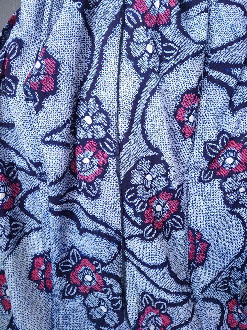 有松絞り　浴衣　椿　しつけ糸付　花