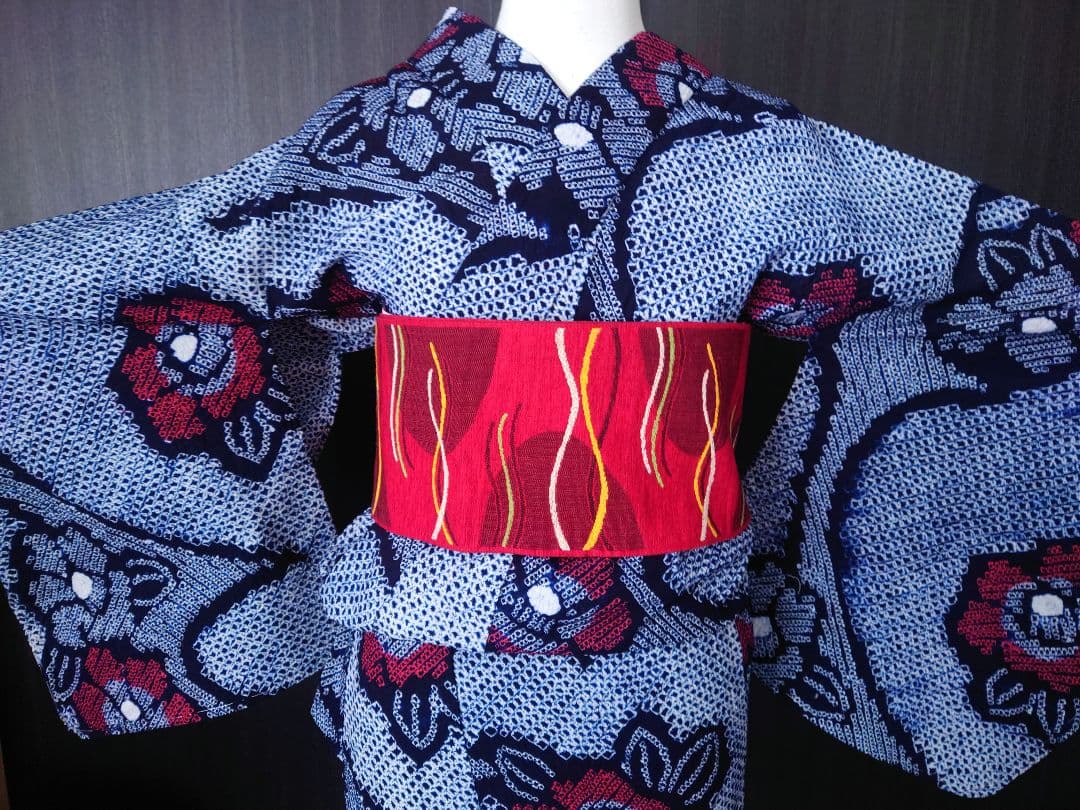 有松絞り　浴衣　椿　しつけ糸付　花