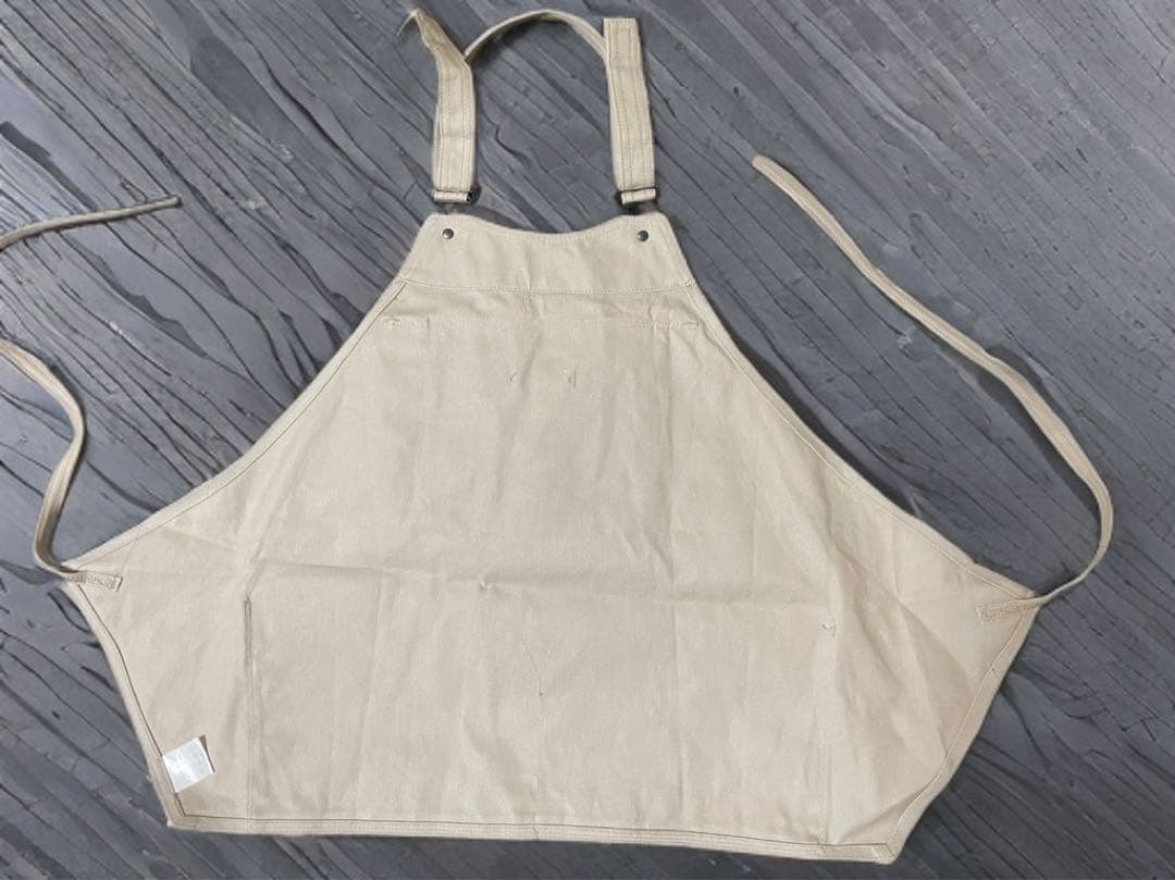 【USED】即購入OK!ネイタル デザイン エプロン ベージュ M