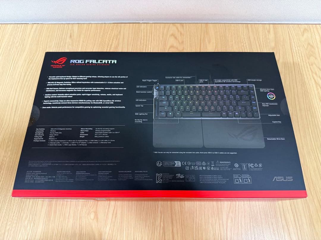 ROG Falcata 磁気ゲーミングキーボード