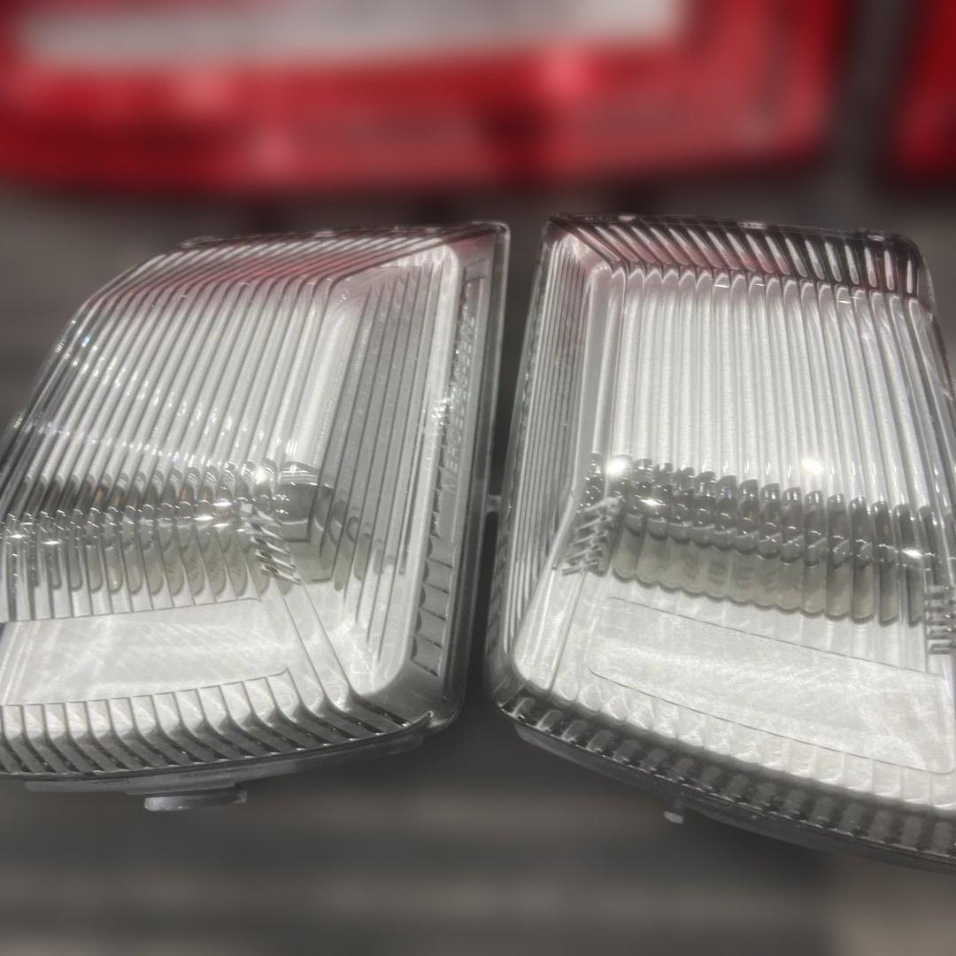 早い者勝ち‼️946 Mercedes-Benz ランプセット