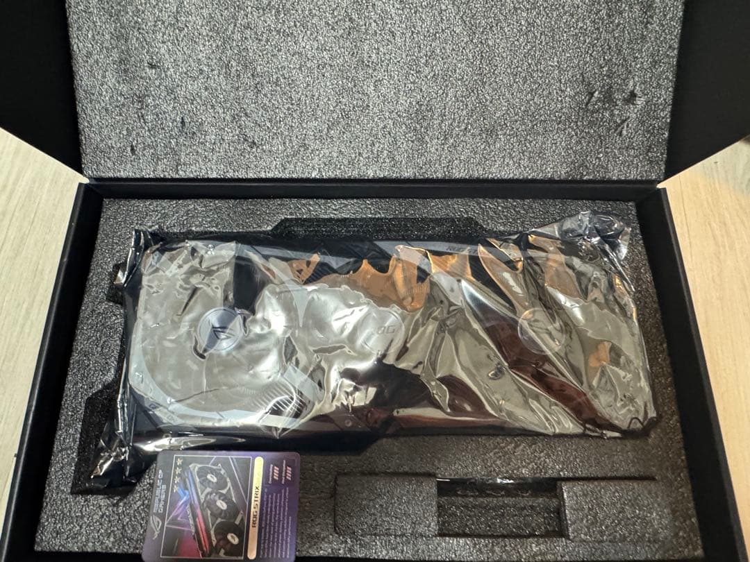 グラフィックボード・グラボ・ビデオカード (hamu)ASUS ROG-STRIX-RTX3080-O10G-V2