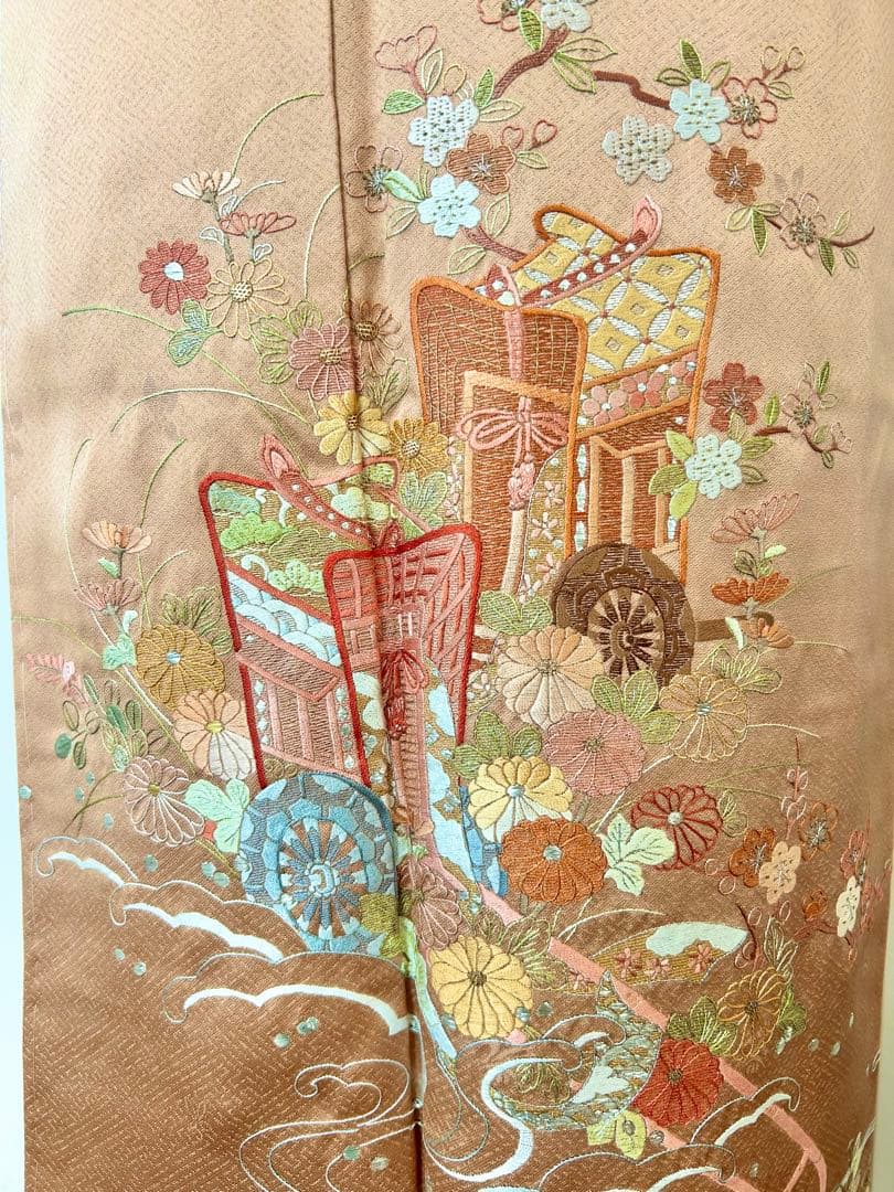 未使用　しつけ糸付き　豪華　総刺繍　正絹訪問着　フルセット4点　入学式　卒業式