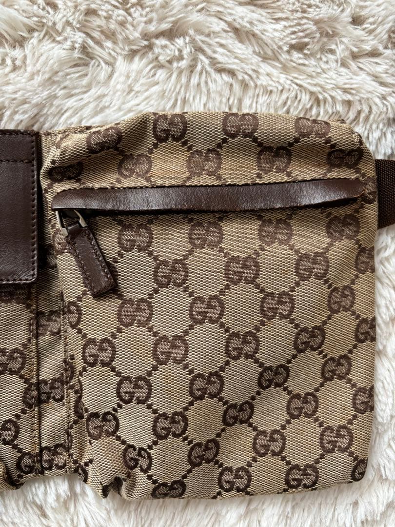 GUCCI ウエストポーチ　GGキャンバス