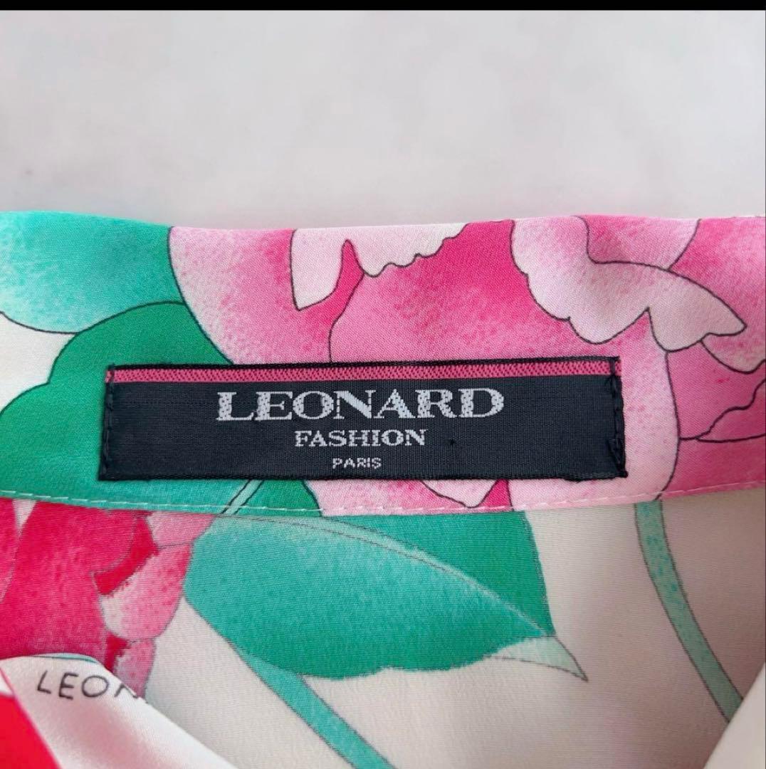 新品同様✨レオナール シルク絹100% ブラウス 花柄 フラワー L 白￼