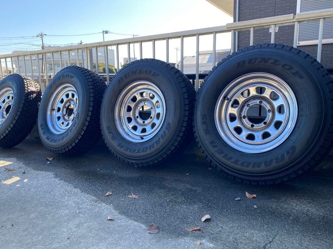 値下げ！　ダンロップGRANDTREK SJ5 スタッドレスタイヤホイール