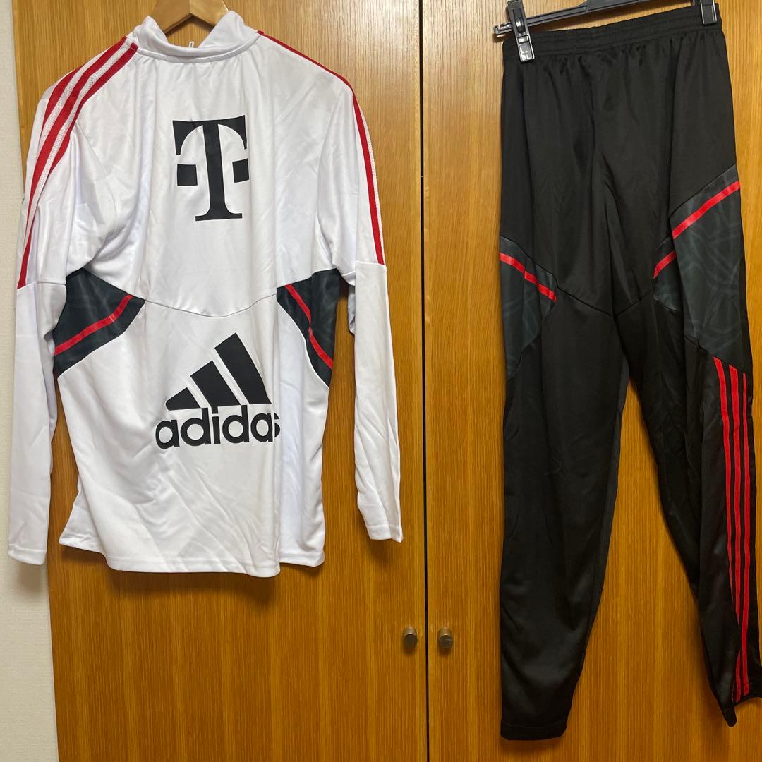 FCバイエルン・ミュンヘン トレーニングウェア　フルスポンサー　海外L