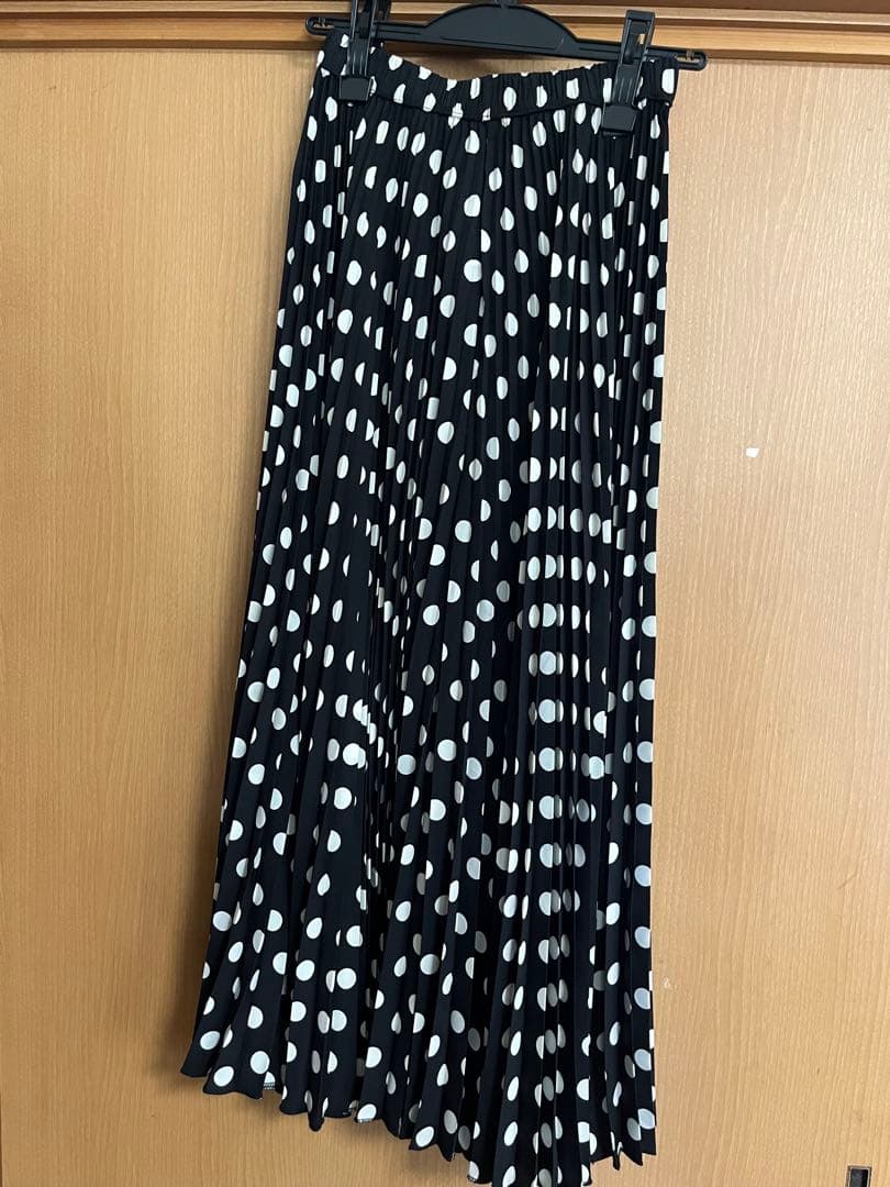 priority プライオリティ ドット プリーツガウチョパンツ