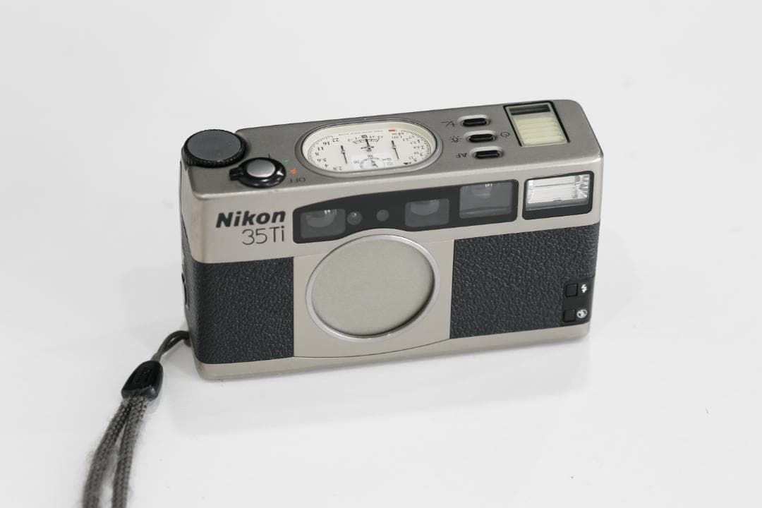 L*︎様 Nikon フィルムカメラ 35Ti　動作確認済み