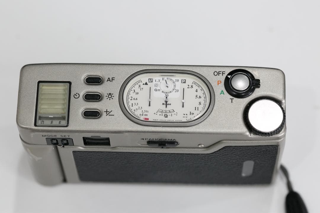 L*︎様 Nikon フィルムカメラ 35Ti　動作確認済み