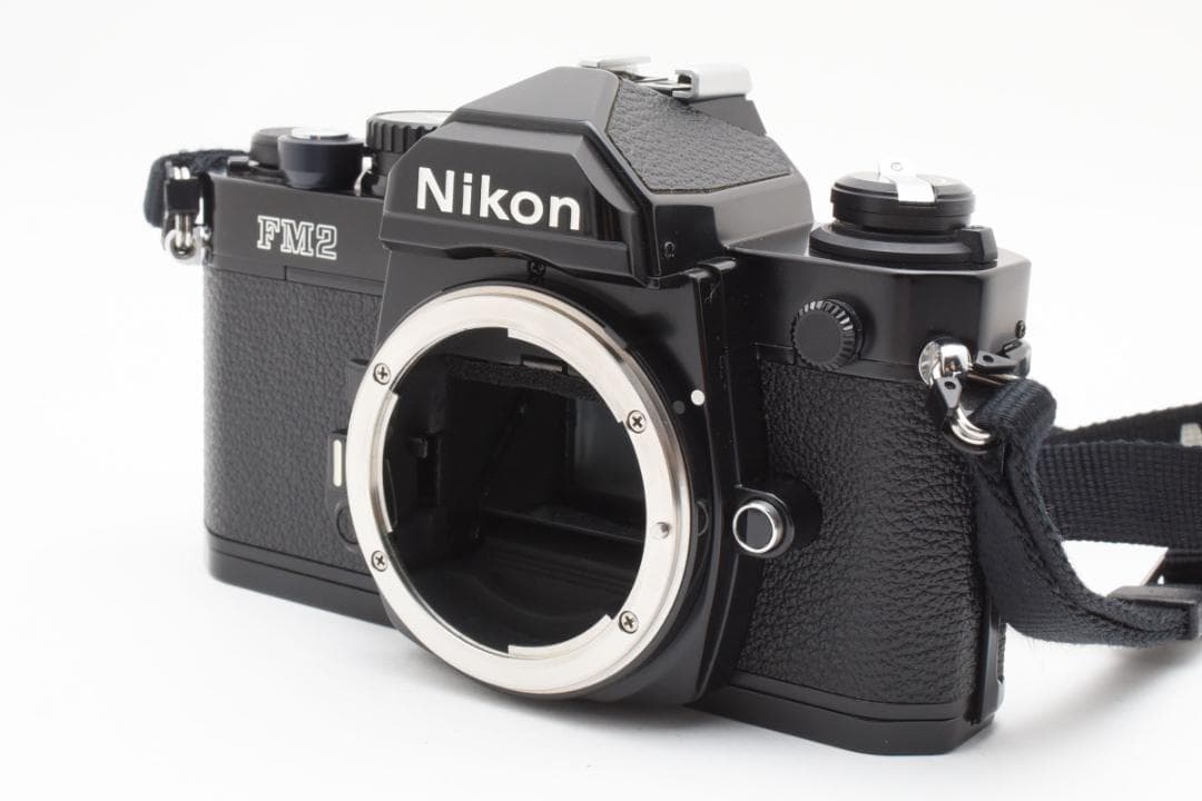新品級 ニコン NEW FM2 ブラック フィルム　モルト新品交換済 M126