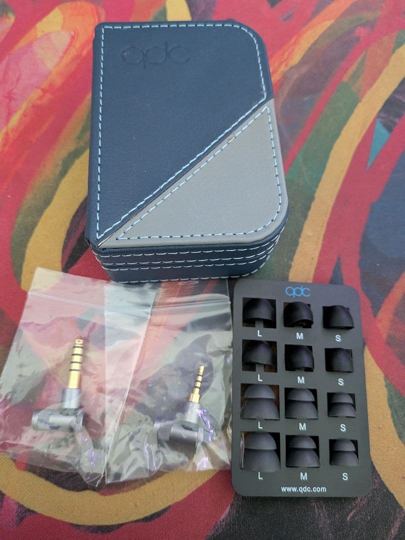 [美品]　[週末特価] qdc Uranus s 有線イヤホン