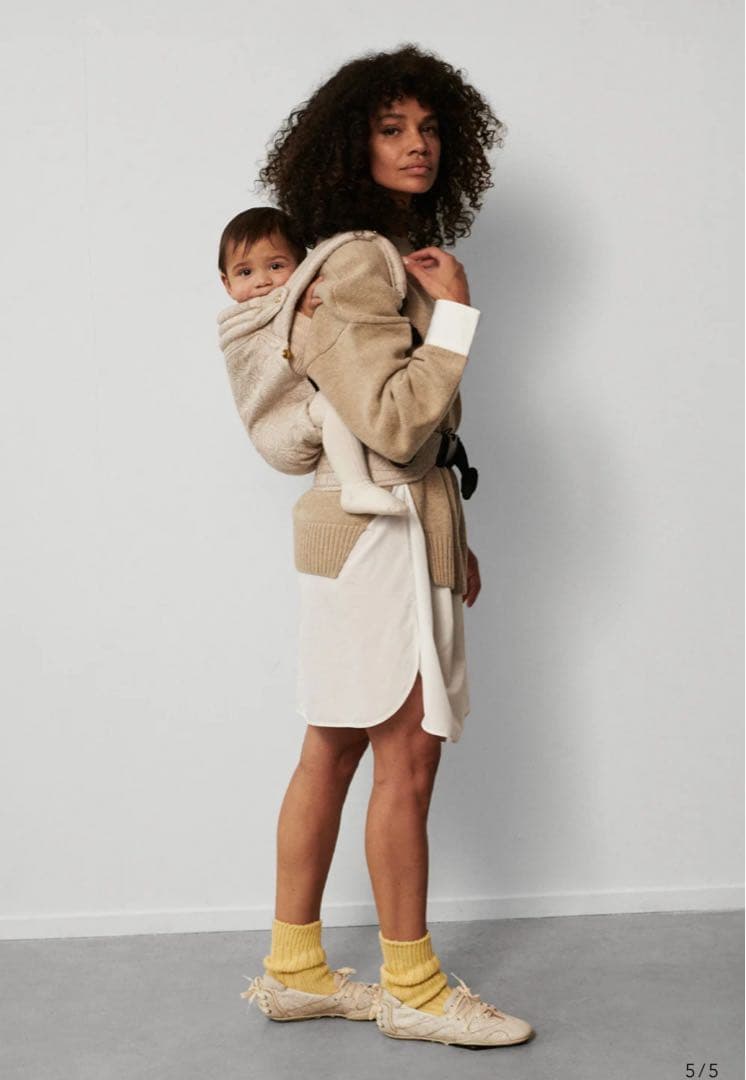 【新色】新品未開封：artipoppe　抱っこ紐　ザイガイスト アーガス・テイア