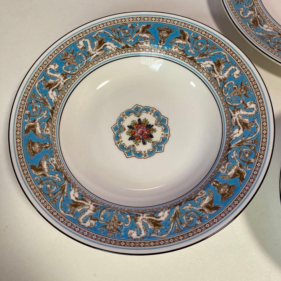 [極美品]ウェッジウッド　フロレンティーン ターコイズ　青地装飾陶磁器皿3点