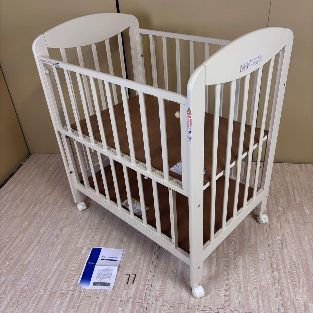 ☆除菌清掃済☆　☆美品☆　カトージ　ミニ立ちベッド　プチバニラ　ハイタイプ