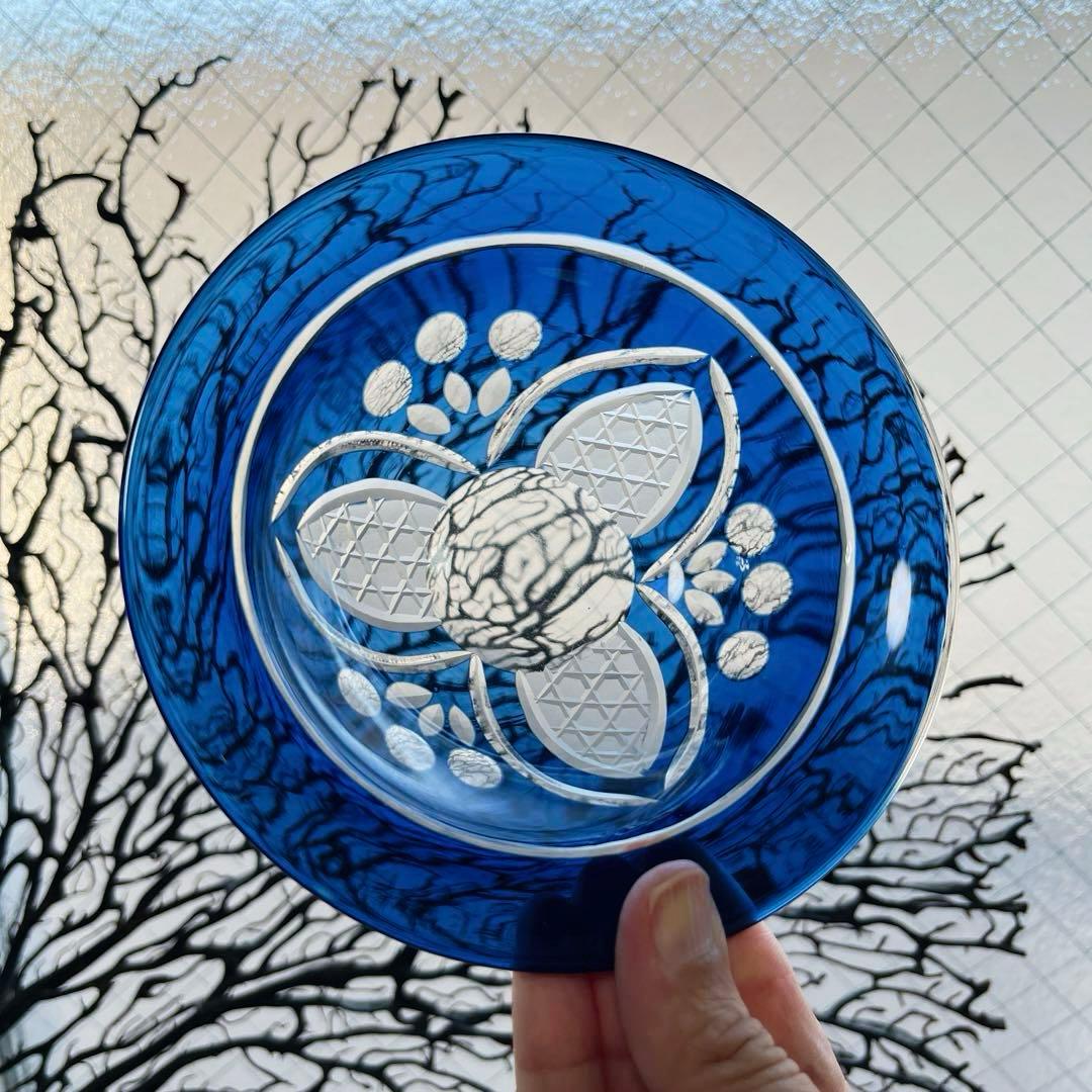 骨董　時代ガラス　希少　群青色被せ　モダンカット　大正浪漫切子　兜型　向付　小鉢