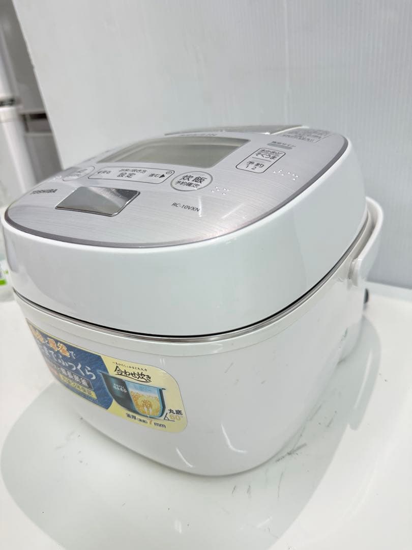 TOSHIBA 真空圧力IH炊飯ジャーRC-10VXN
