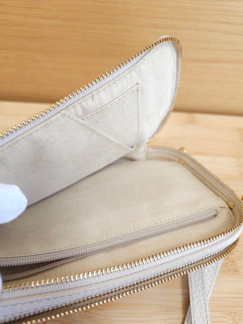 【未使用品】ATAO　アタオ　お財布ポシェット　アイビスホワイト