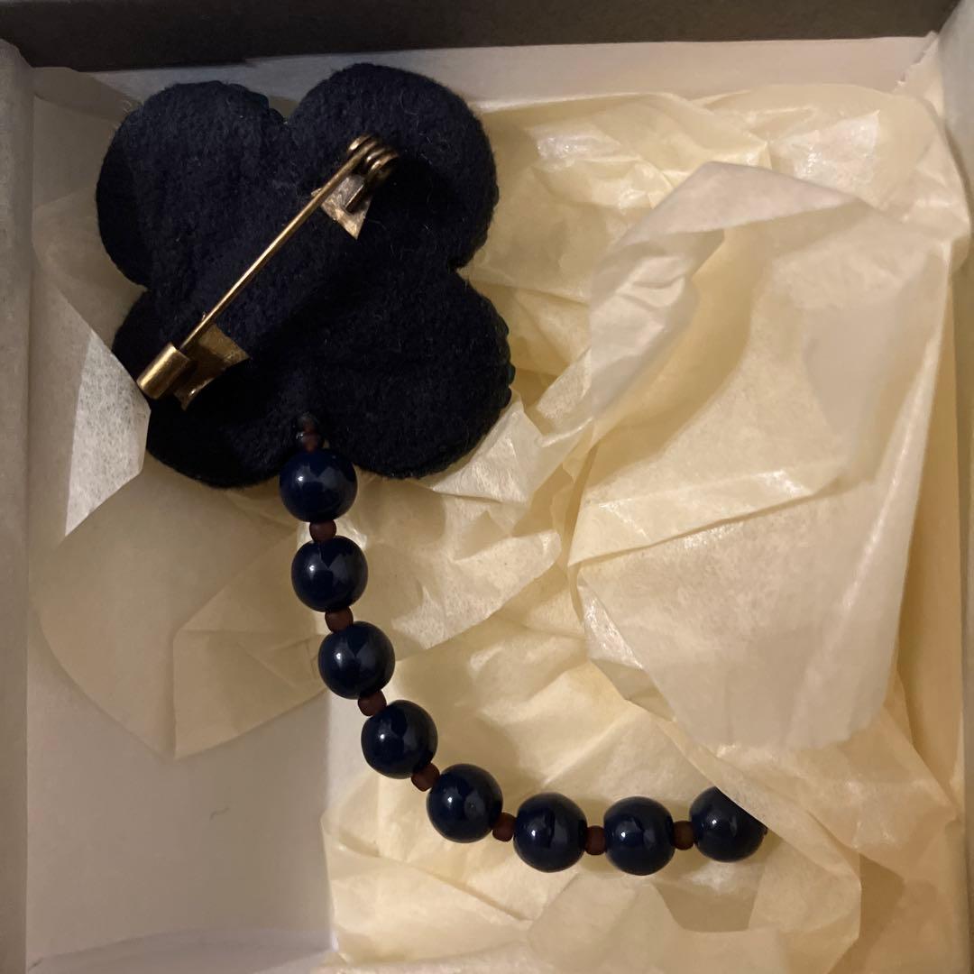 ミナペルホネン　コサージュ　flower leap