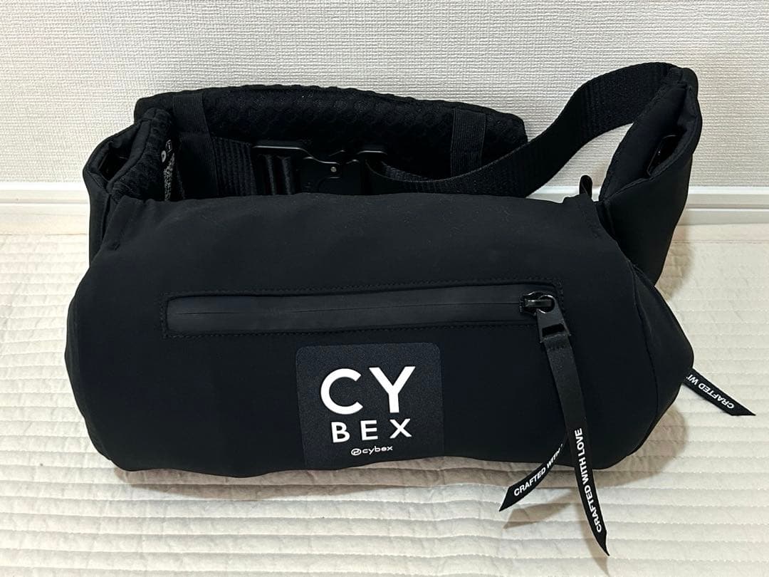 試着のみ⭐︎新品未使用・匿名配送 ⭐︎Cybex 抱っこ紐