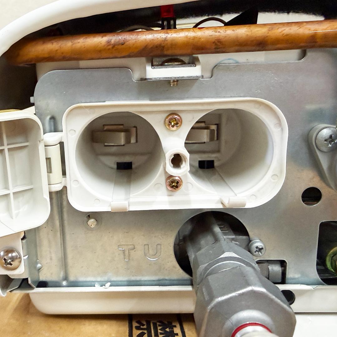 希少 未使用保管品 リンナイ 瞬間湯沸かし器 RUS-51CT LPガス用