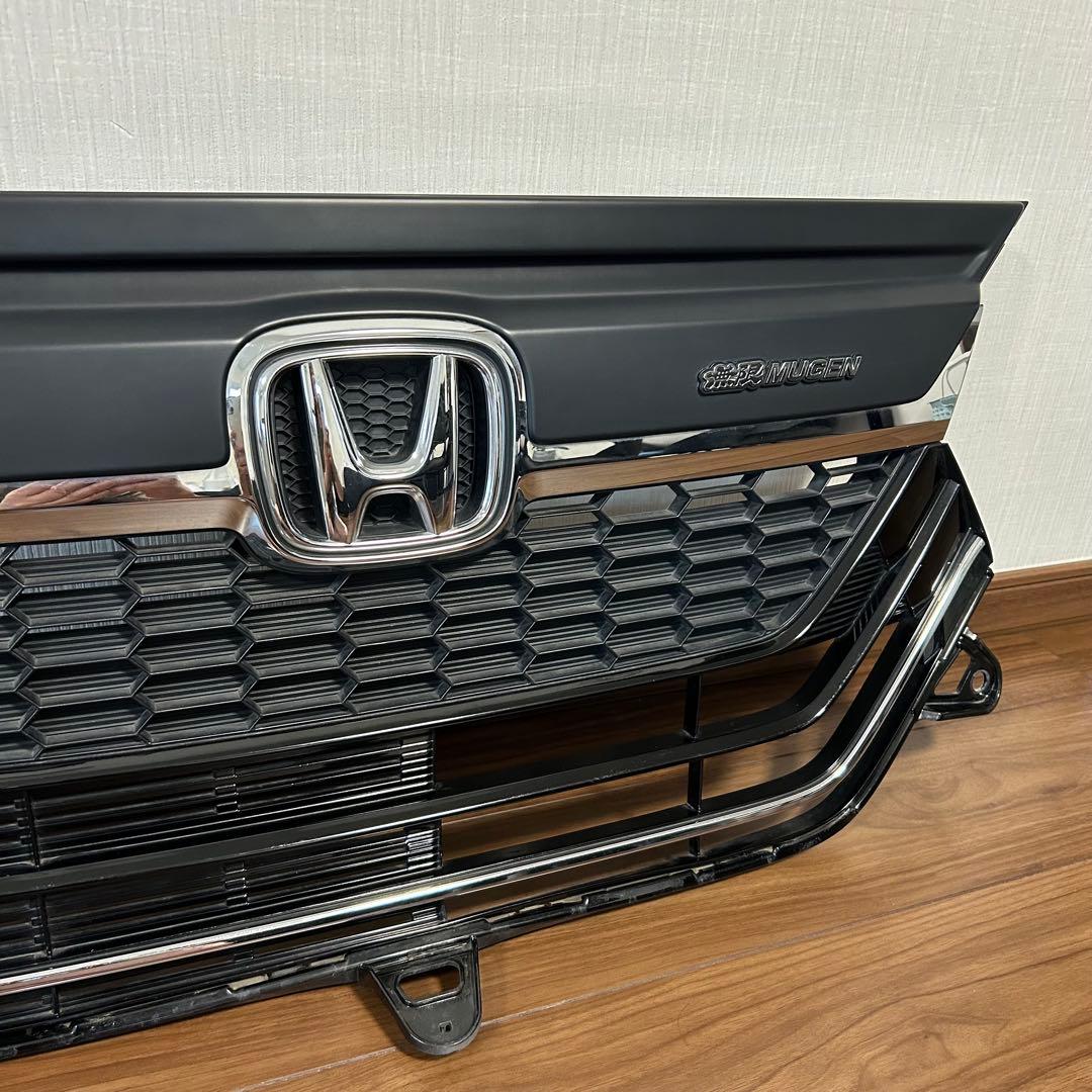 ゆうゆう N-BOX カスタム 無限フロントグリル