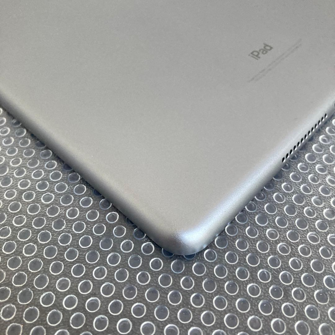 96 電池良好☆比較的美品☆iPad6 第6世代 32GB WIFIモデル☆