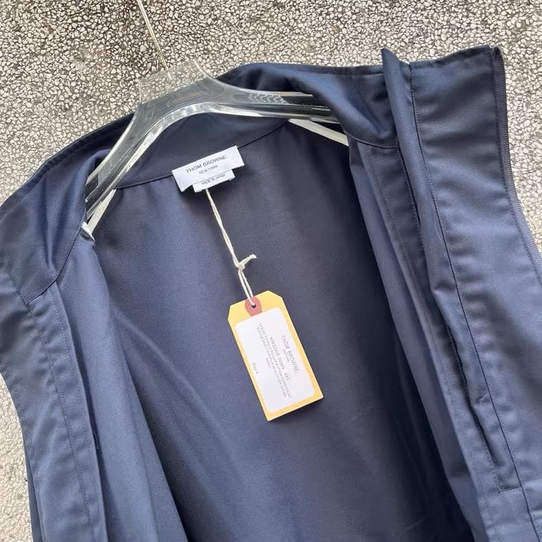 ネイビー ストライプ ナイロンジャケット