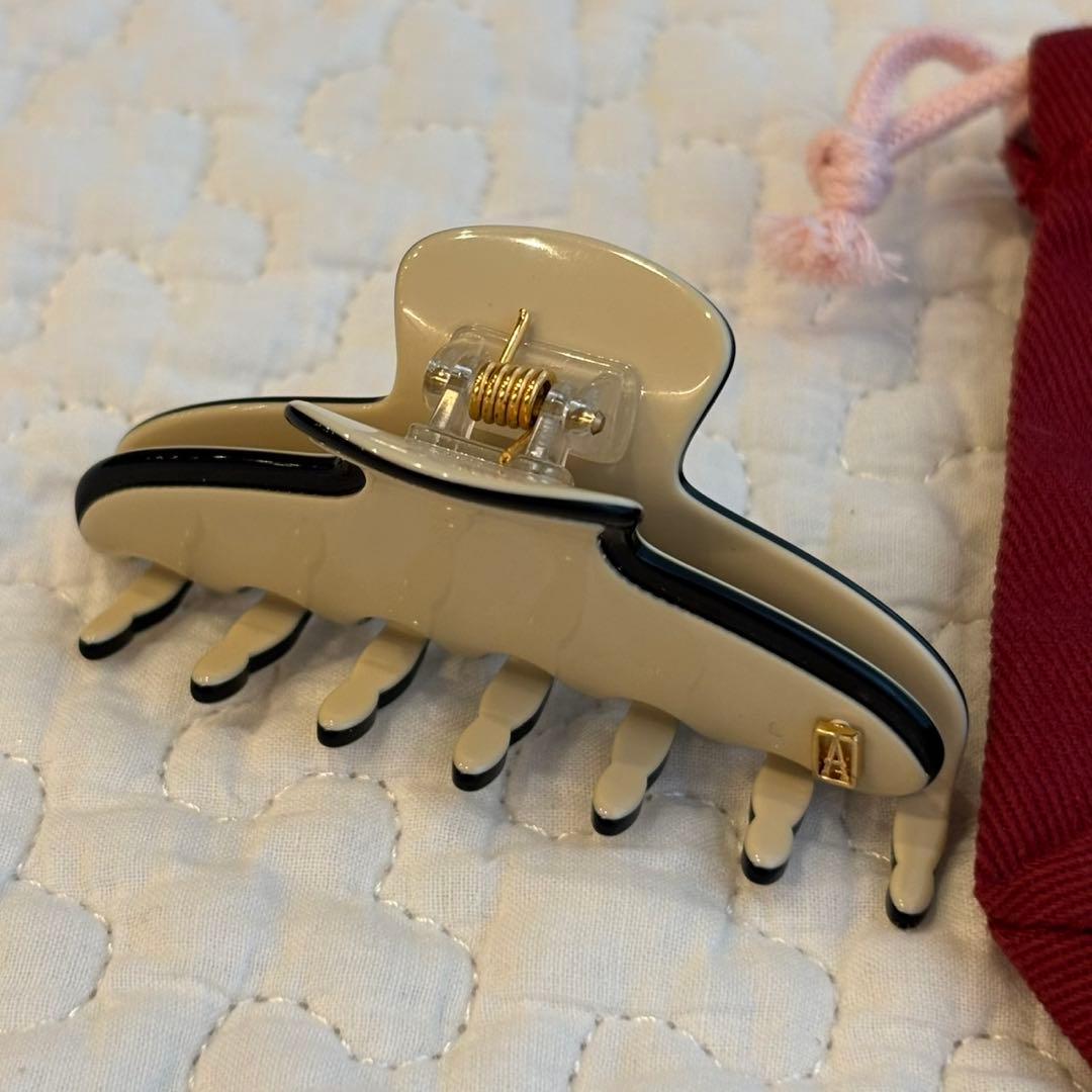 美品ALEXANDRE DE PARIS　ホワイト ブラック ヘアクリップ☆