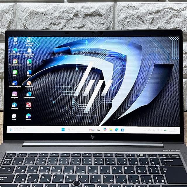 《極美品級》モバイルワークステーション！HP ZBook Firefly G8