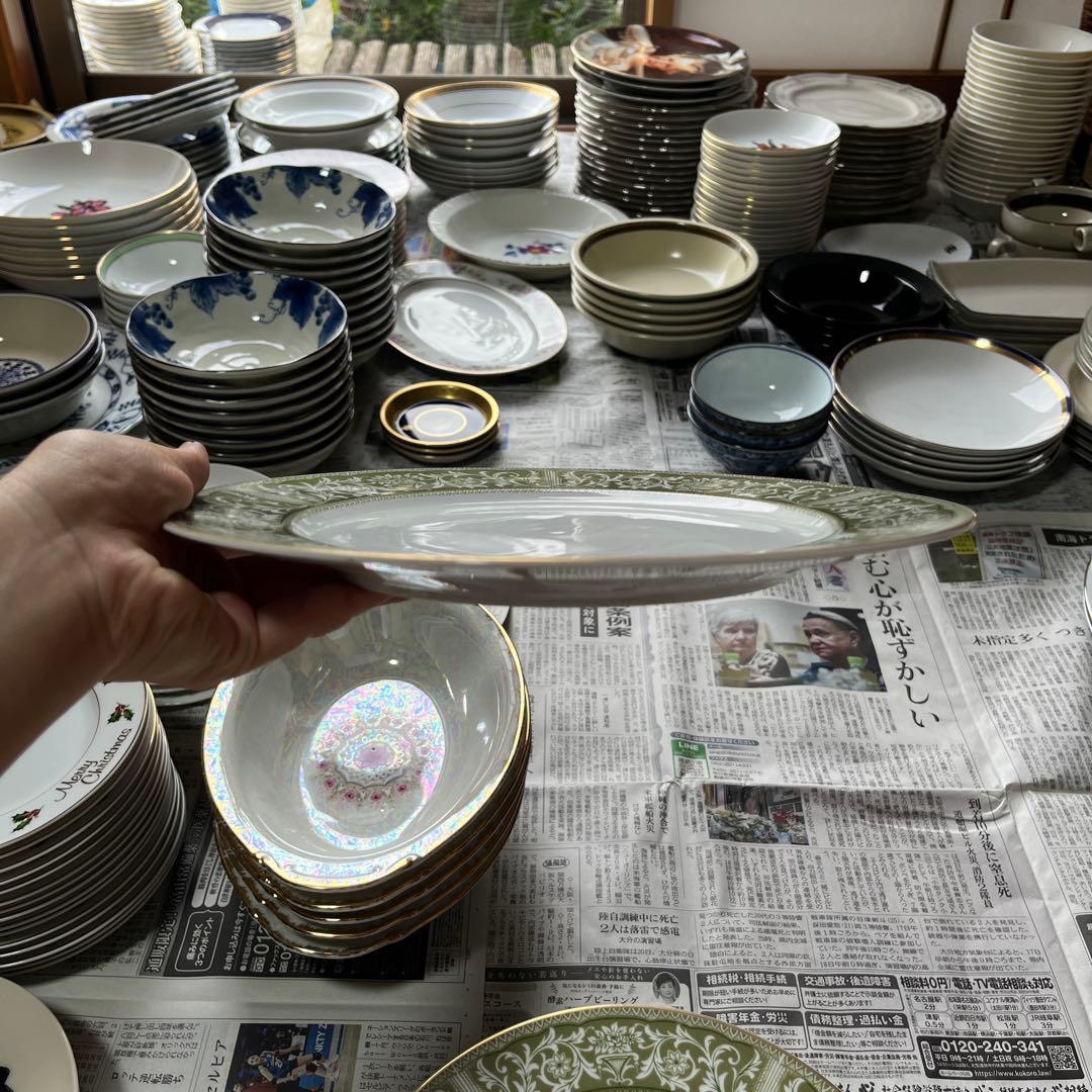 【新品・未使用】SONE CHINA花模様の緑色大皿 5枚