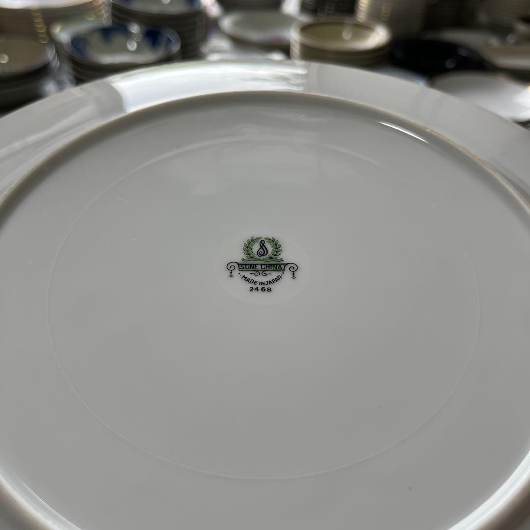 【新品・未使用】SONE CHINA花模様の緑色大皿 5枚