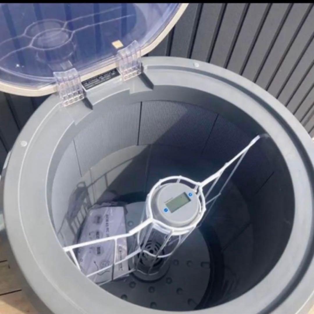 レッドブル RedBull 缶型 大型冷蔵庫 キャスター付き 特大 ディスプレイ