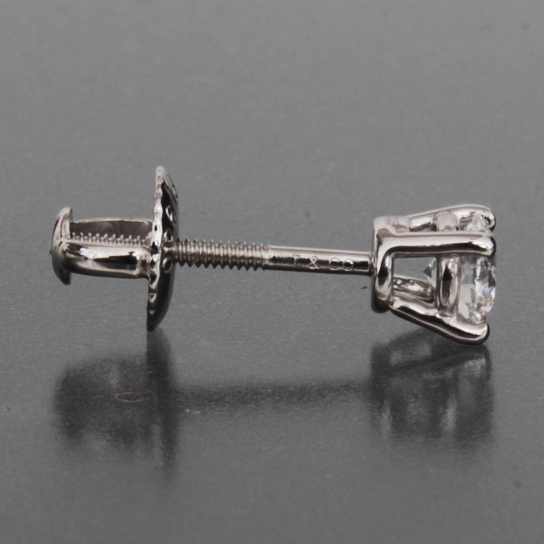 ティファニー ダイヤ スタッド ピアス pt950 4mm 片方のみ 箱 仕上済