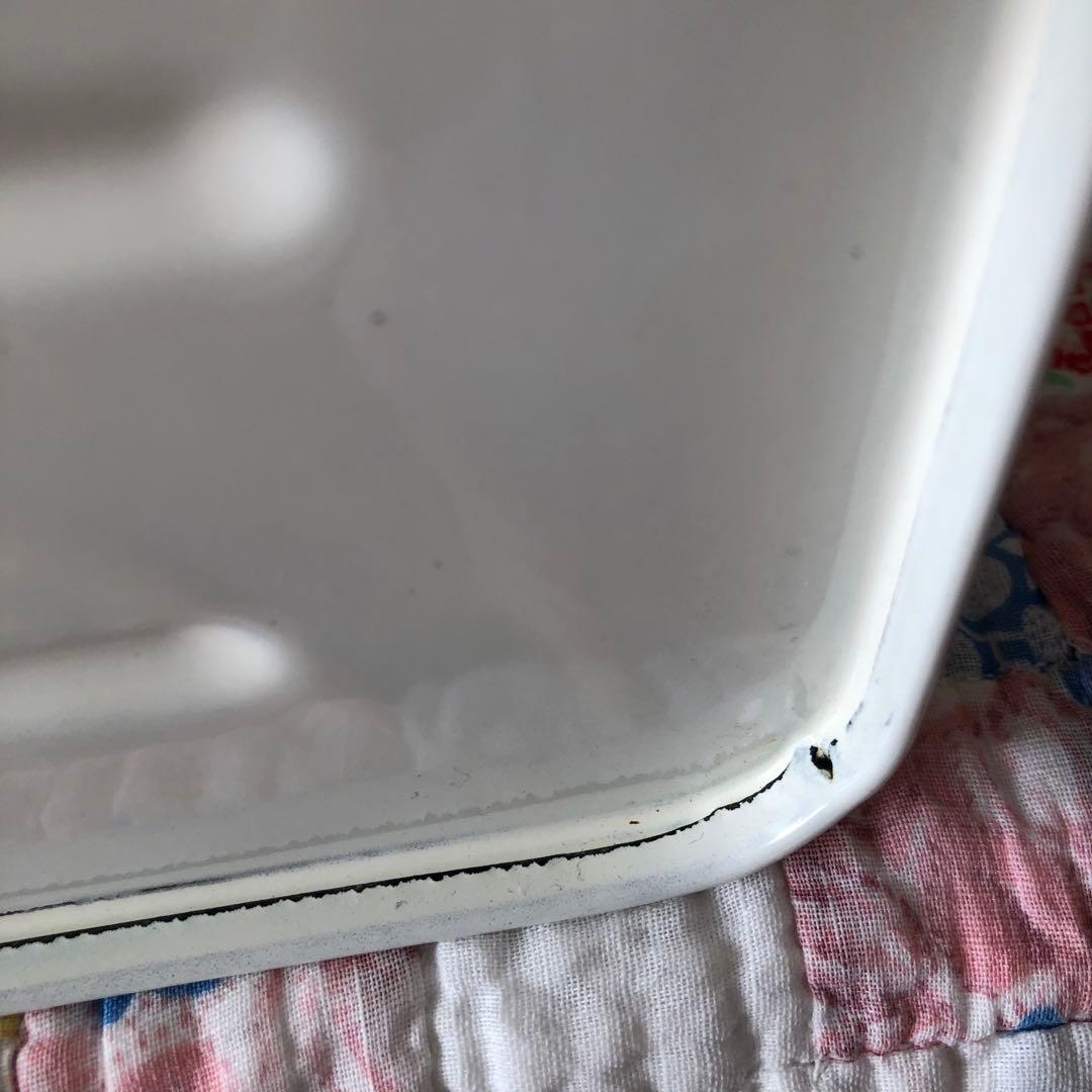 平成レトロ　マニーローズ　ホーロー容器　ミディS 廃盤品