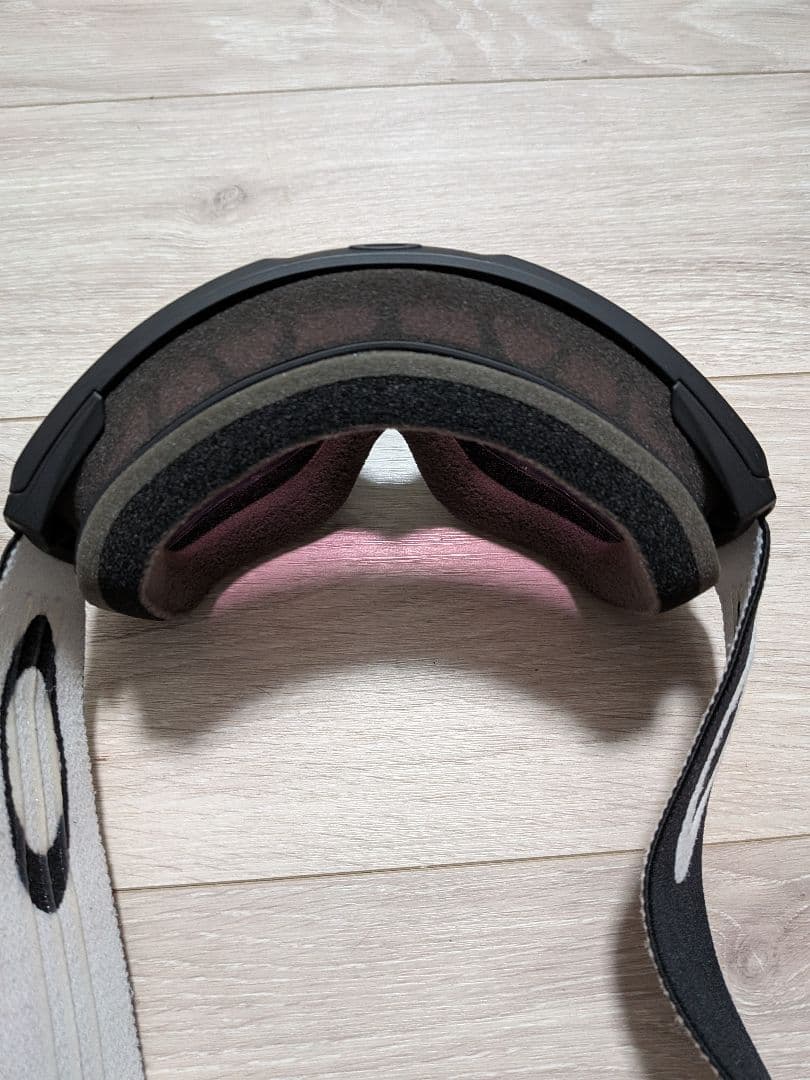 オークリー LINE MINER XL（L) 収納袋付き