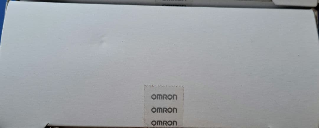 オムロン　DRT2-OD16 リモートI/Oターミナル 数量1個