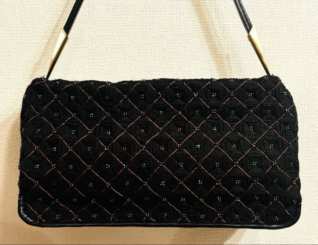 ボッテガヴェネタ ハンドバッグ 肩掛け 黒 ニット×ビーズ×ラメ刺繍×レザー