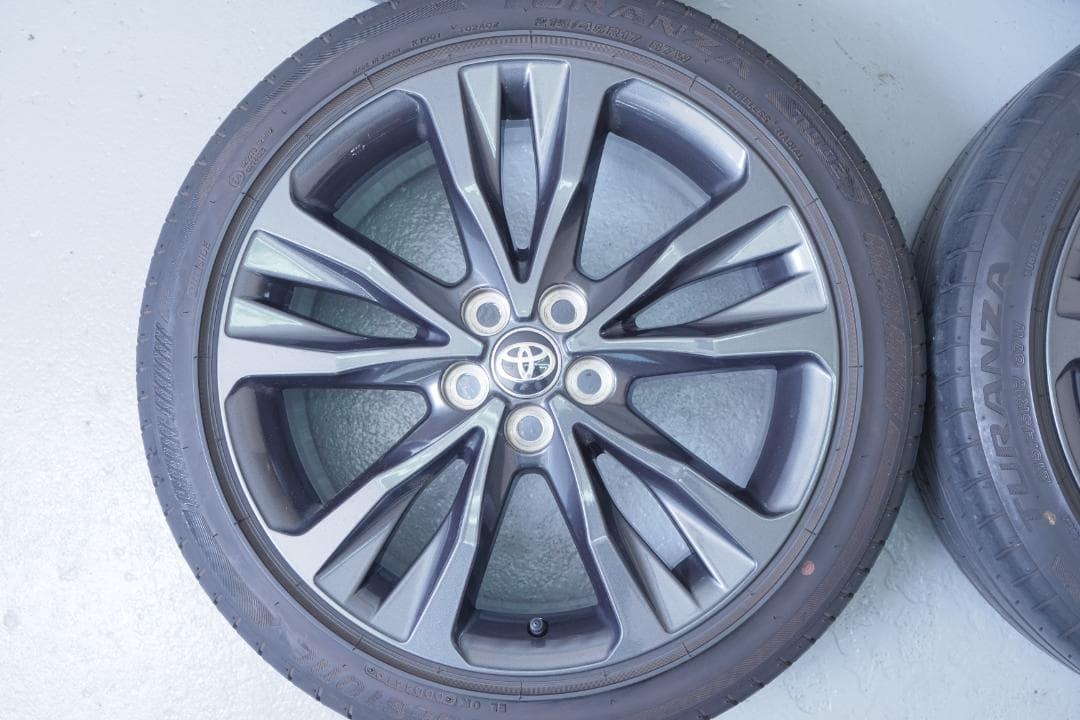 トヨタ カローラツーリング 純正 17インチ トランザ 215/45R17