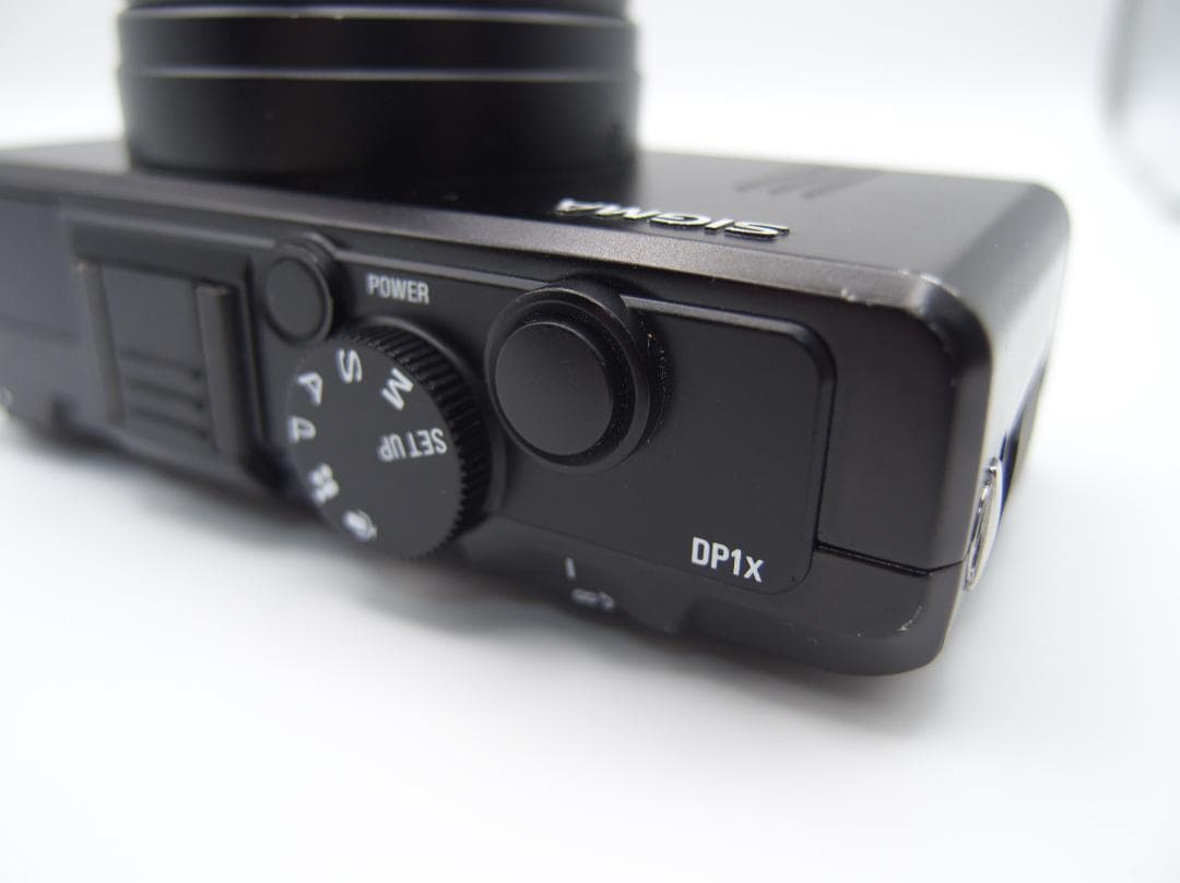 シグマ　コンデジ　SIGMA DP1x