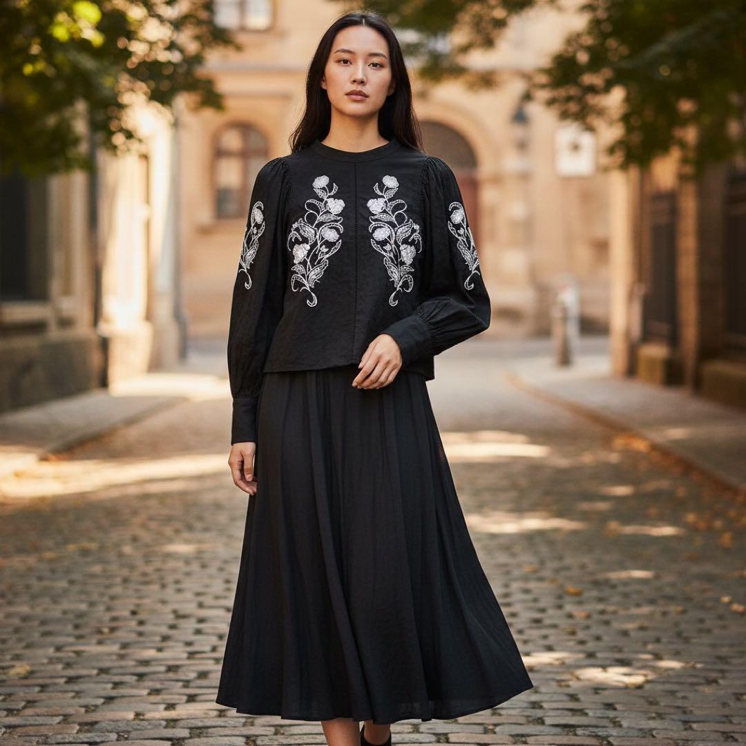 AMERI アメリ エンブロイダリー刺繍入り ブラウス バルーンスリーブ 黒