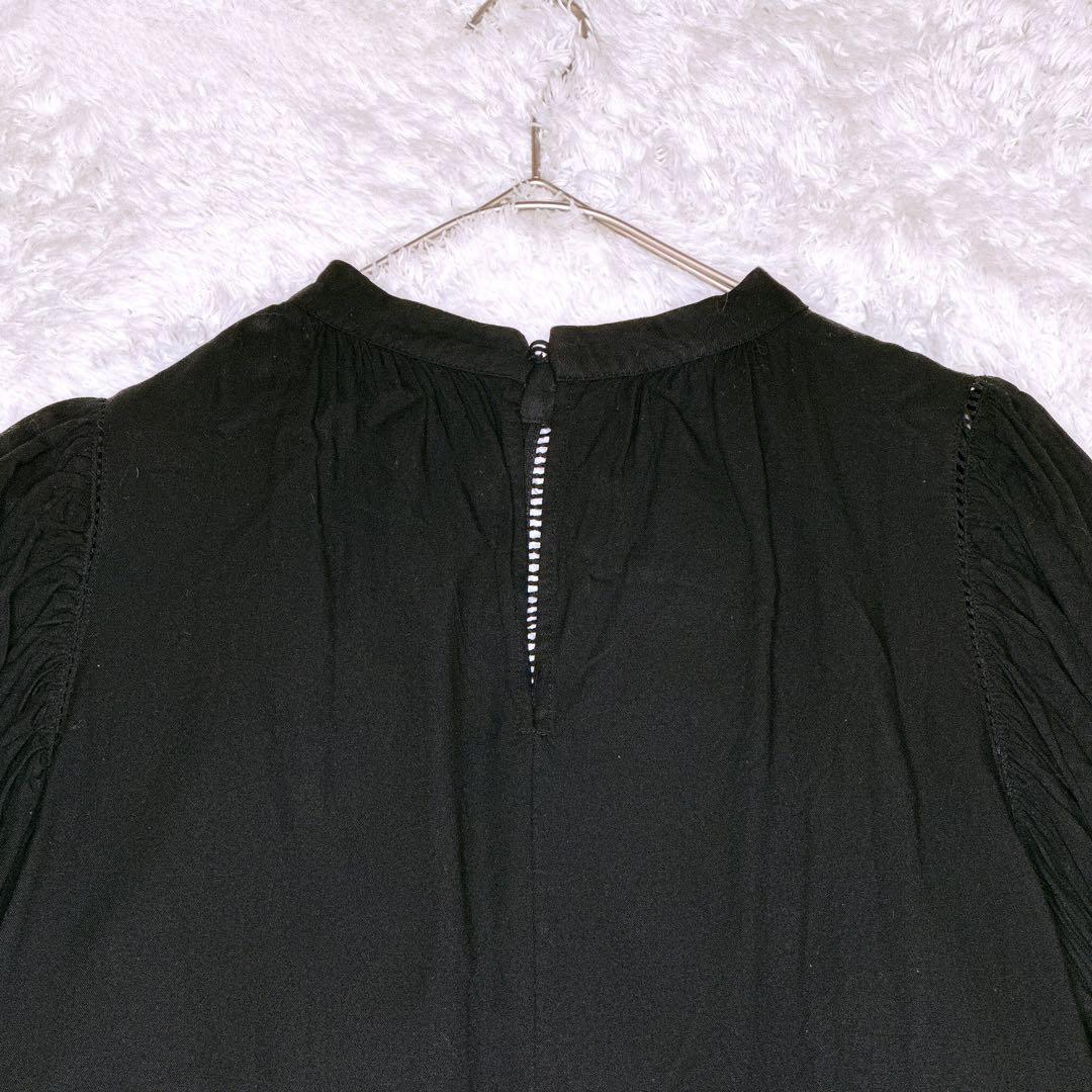 AMERI アメリ エンブロイダリー刺繍入り ブラウス バルーンスリーブ 黒