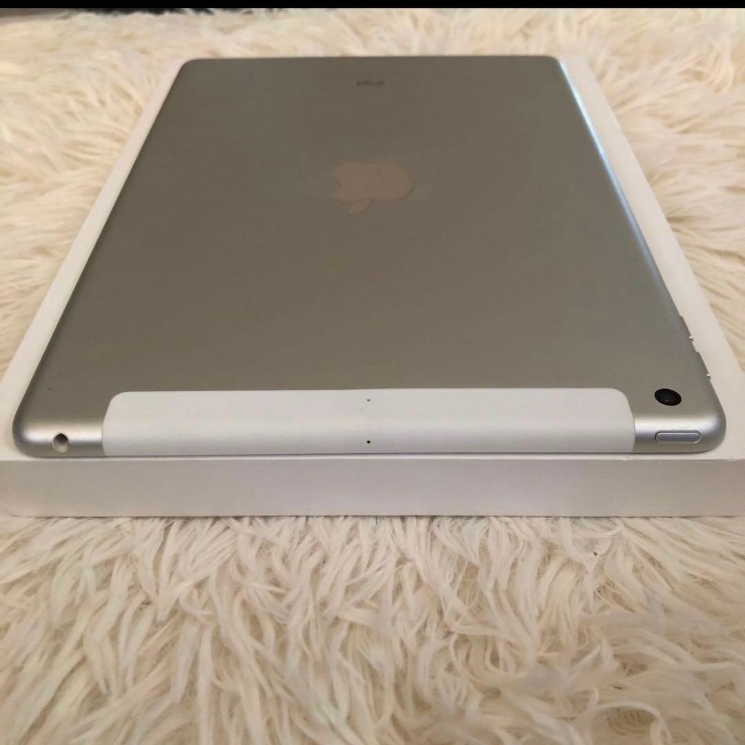 【1/1販売終了】iPad 第5世代 128GB SIMフリー 【すぐ発送】