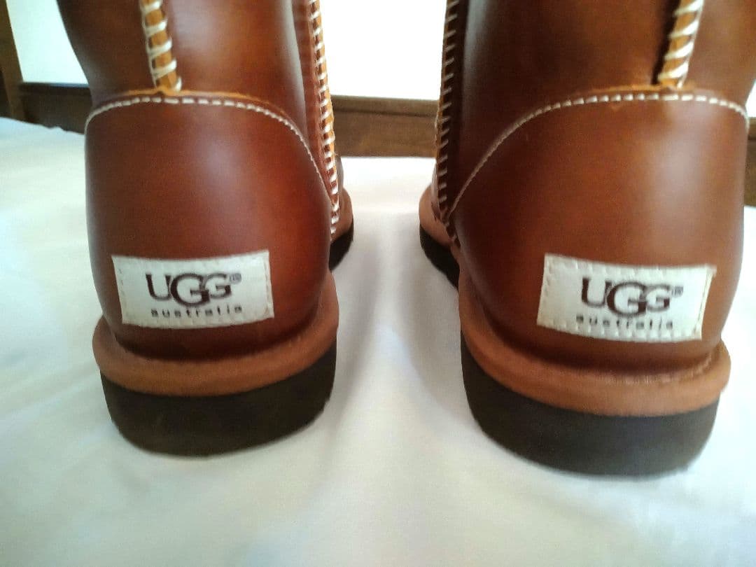 【美品】UGG クラシックショート レザーブーツ24cm