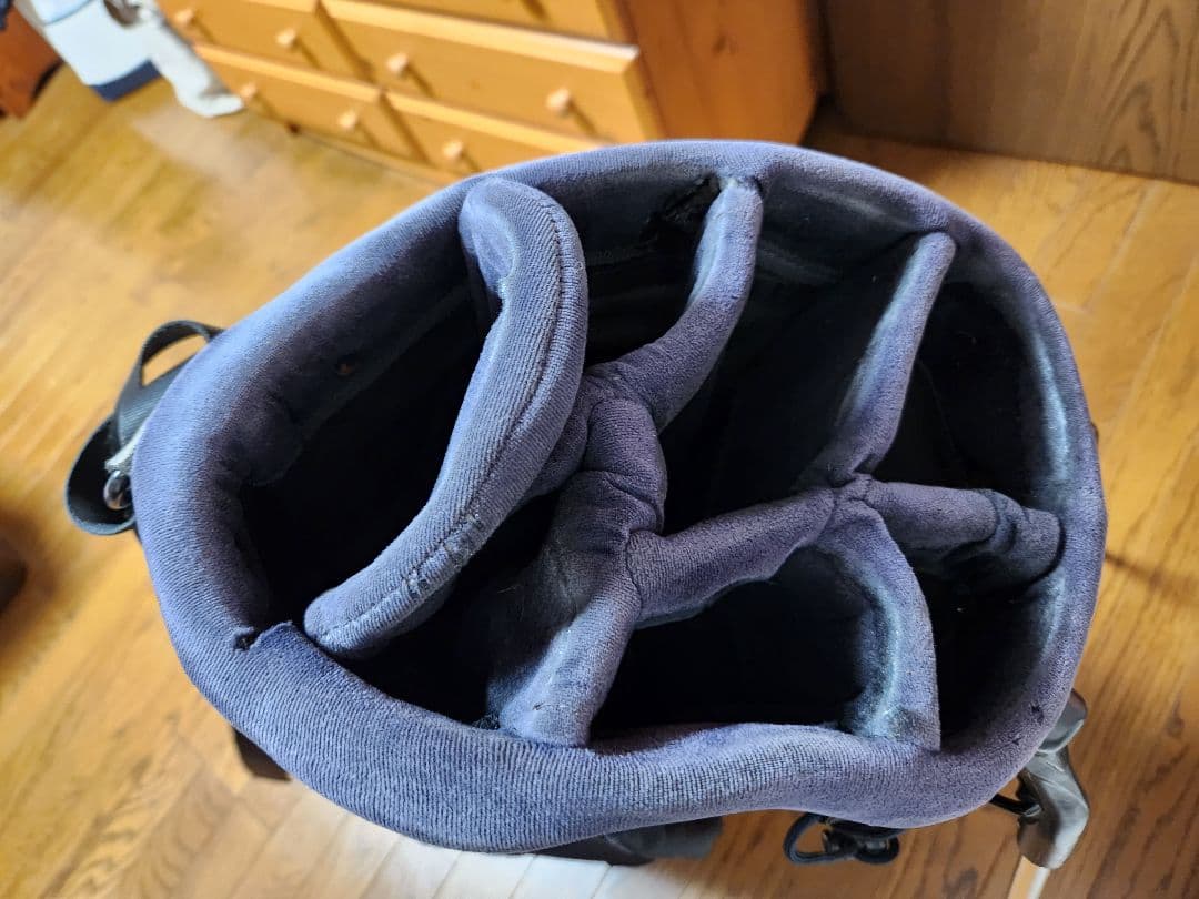 TUMI スタンド式キャディバッグ