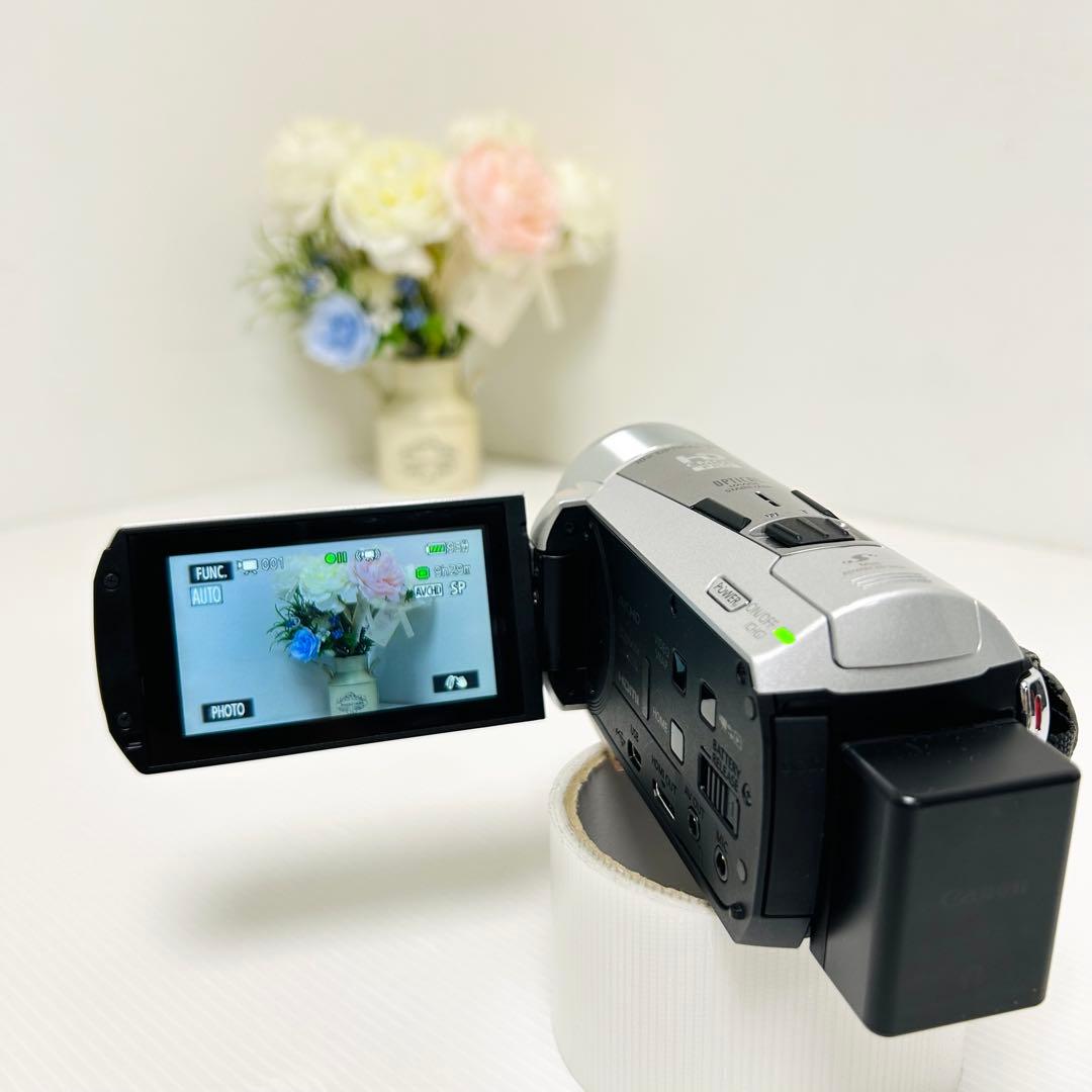 動作品 SDカード付 Canon ビデオカメラiVIS HF M51