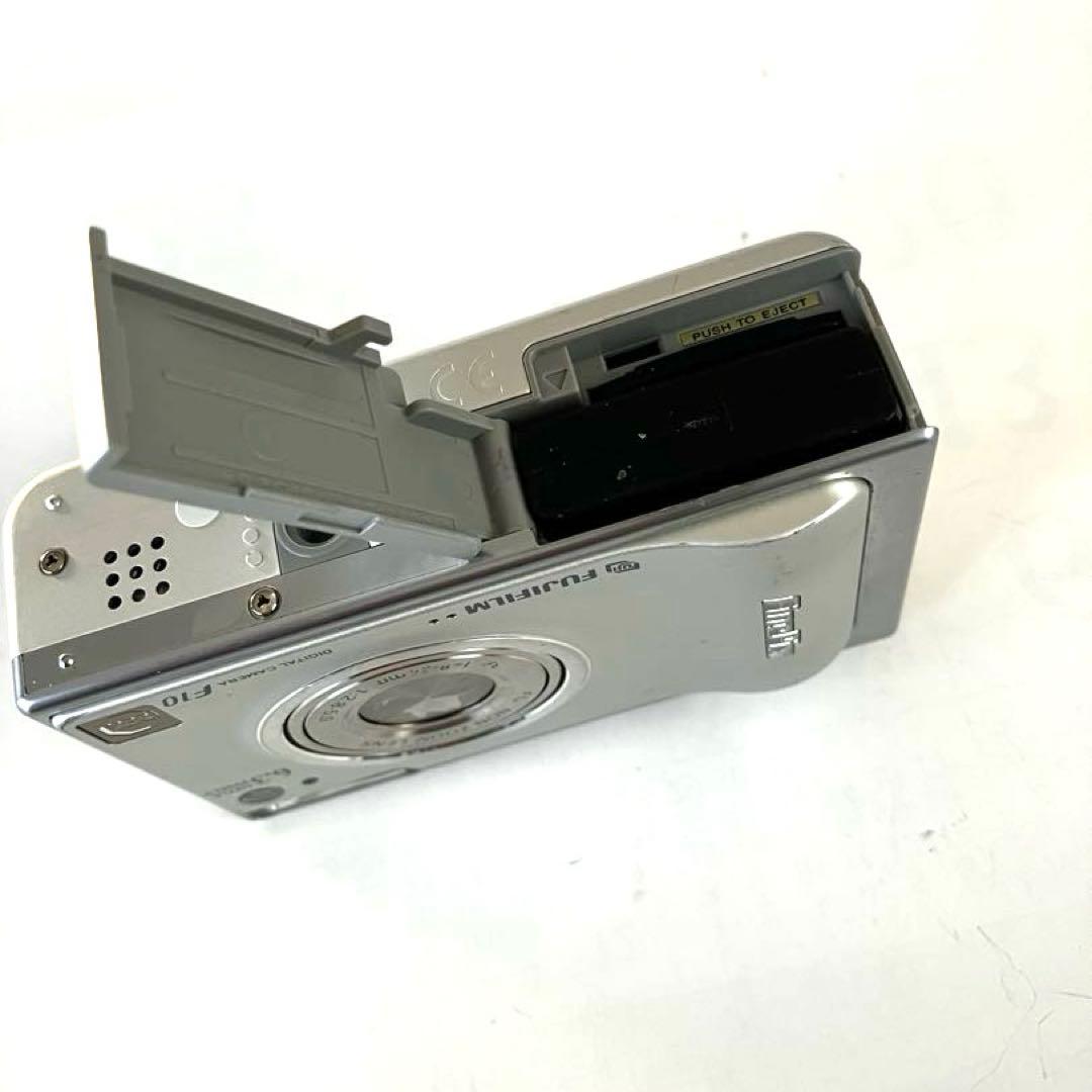Fujifilm FinePix F10 デジタルカメラ