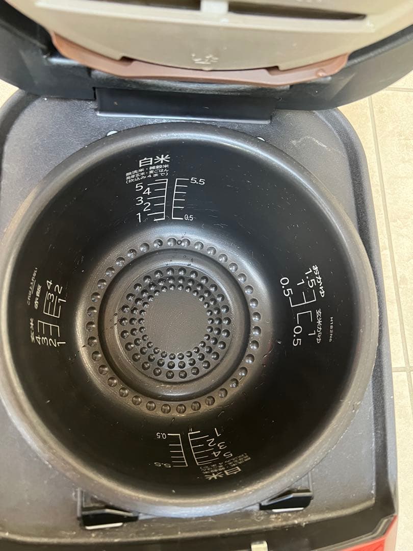 HITACHI RZ-TS105M 5.5合炊き 2022年製 炊飯器